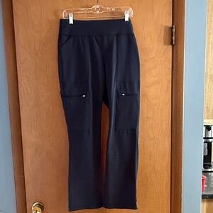 Duluth Trading Co Women's Black Noga Cargo Bootcut Pants